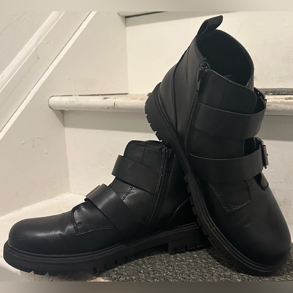 SO Fettuccine Women's Ankle Boots - Picture 7 of 7